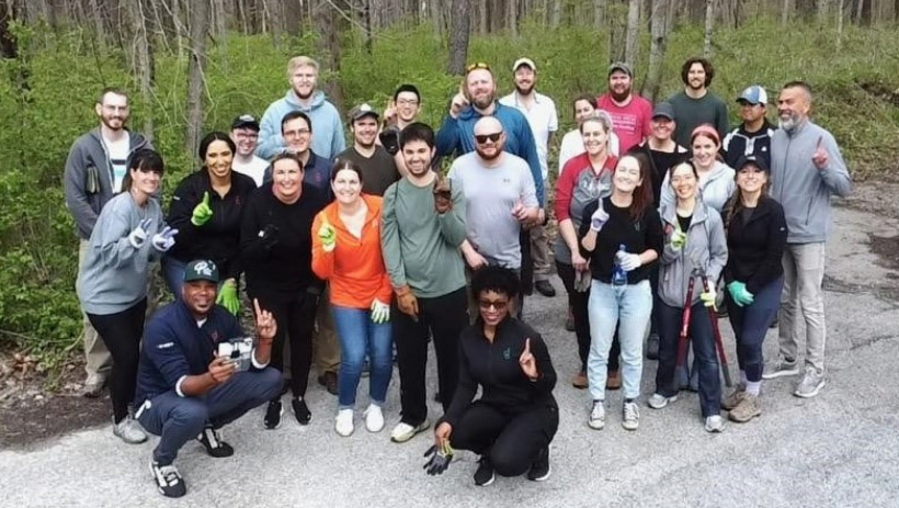 Eagle creek park clean up group photo in indy 042222